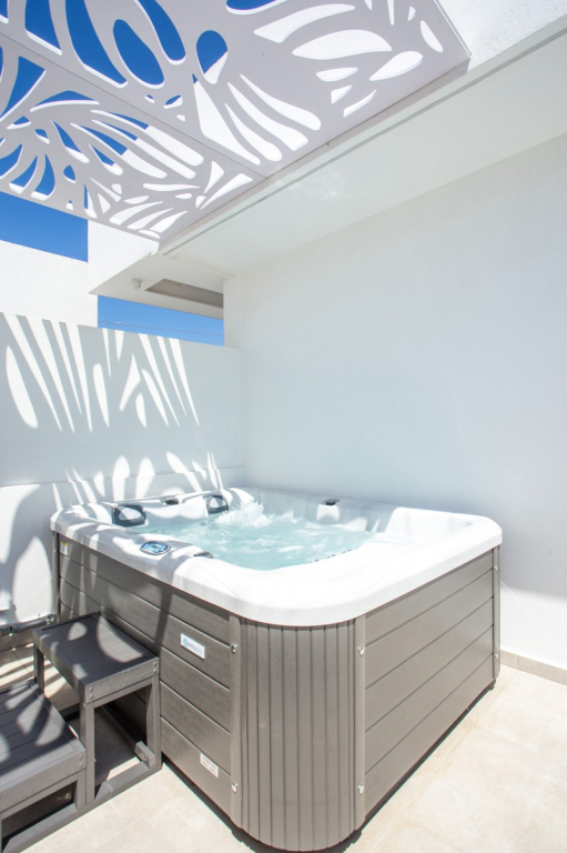 Hollywood Inn Faliraki