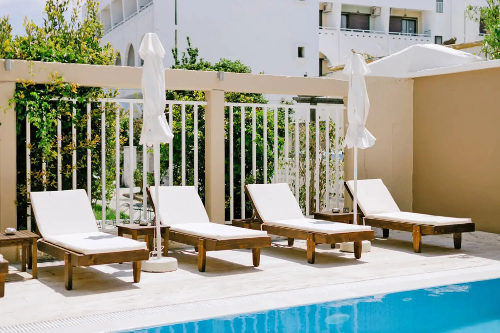 Zephyros Hotel