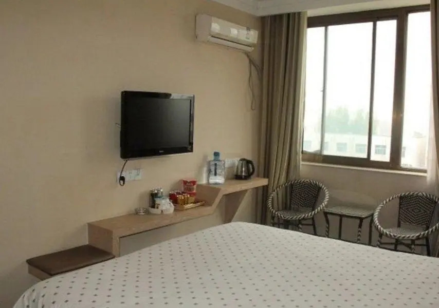 Super 8 Hotel Linqing Bus Station