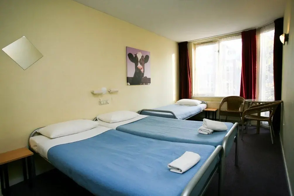 Van Onna Hotel