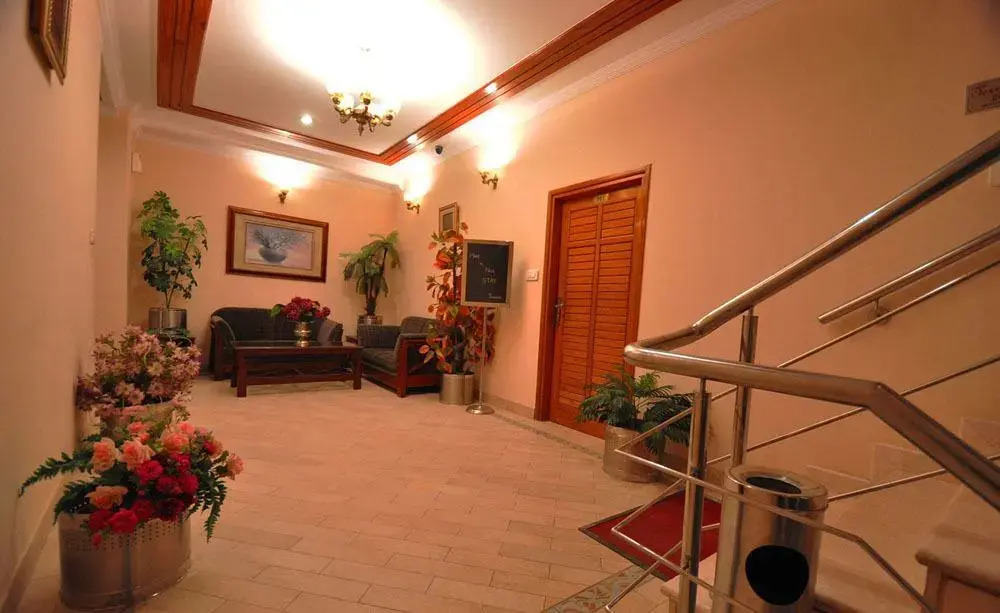 Hotel Asian Plaza Dharamshala