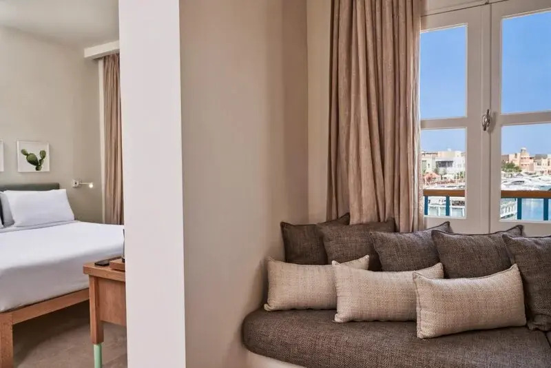 Captains Inn Hotel