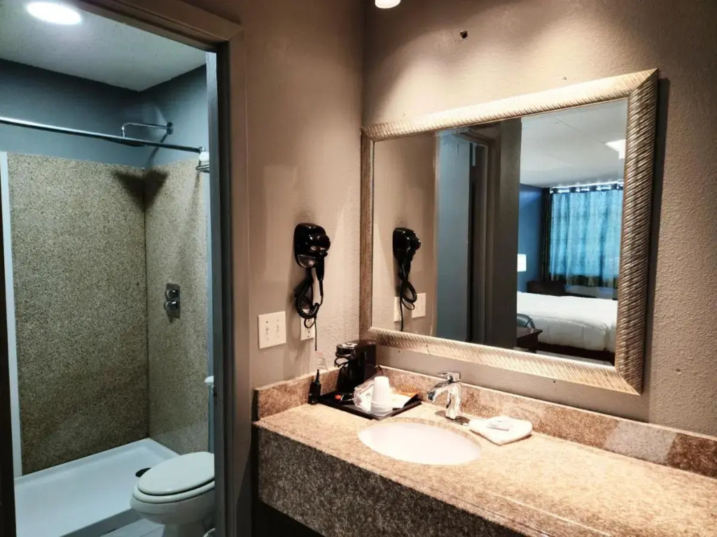 Econo Lodge Mena near Queen Wilhelmina State Park