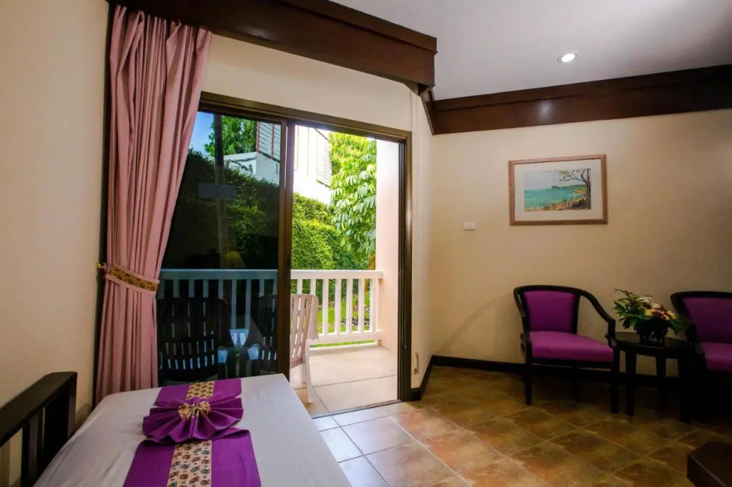 Kata Poolside Resort SHA Extra Plus