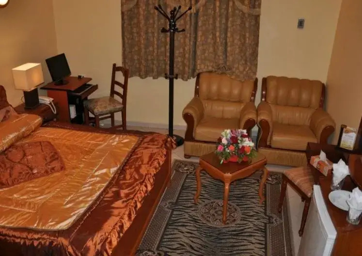 Al Safeer Hotel
