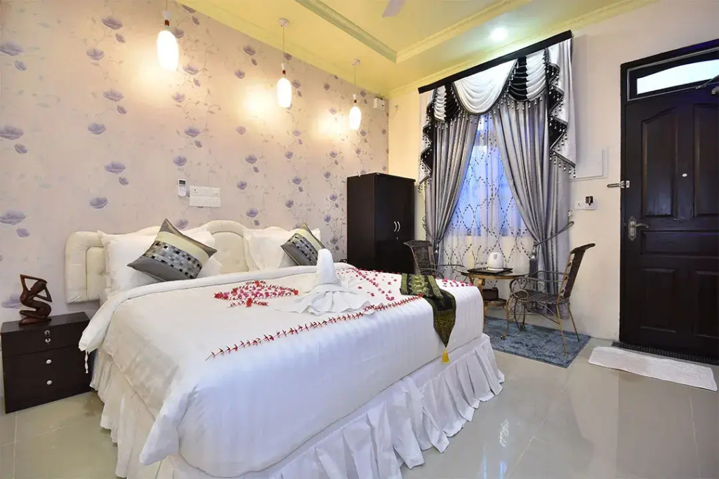 Holiday Haven Ukulhas