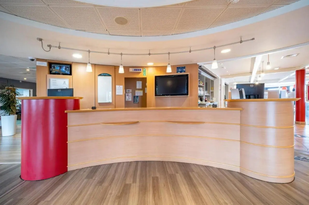 B&B HOTEL Calais Terminal Cité Europe 2 étoiles