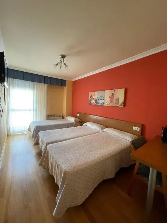 Hostal Santiago 2