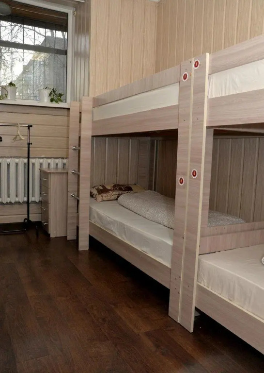 Like Hostel