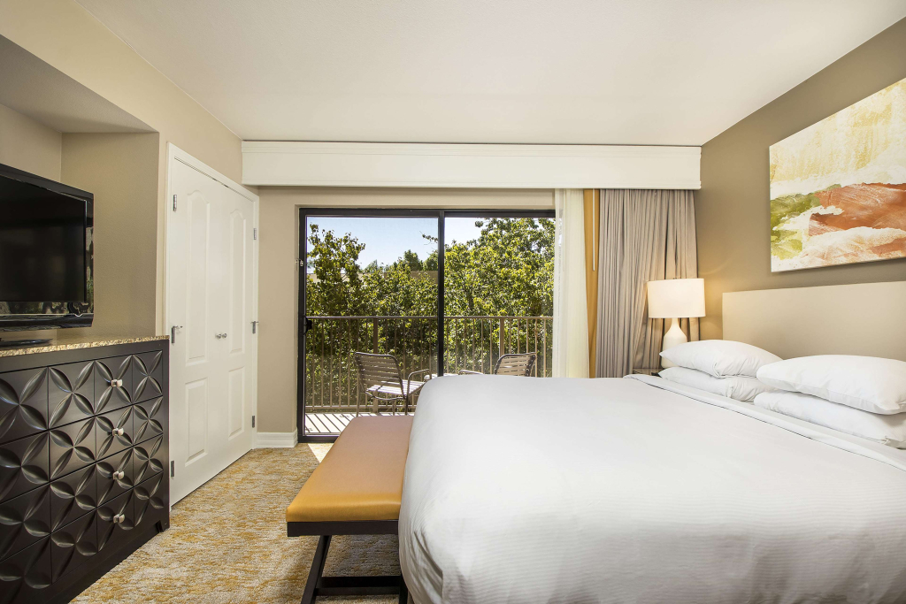 Hilton Phoenix Resort at the Peak