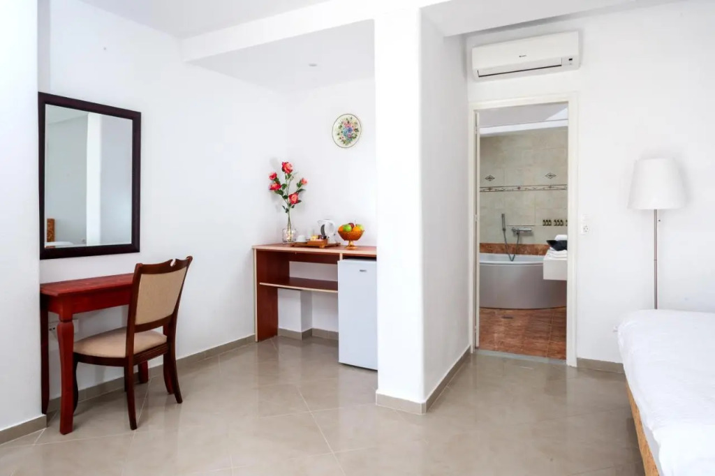 Arlene Suites