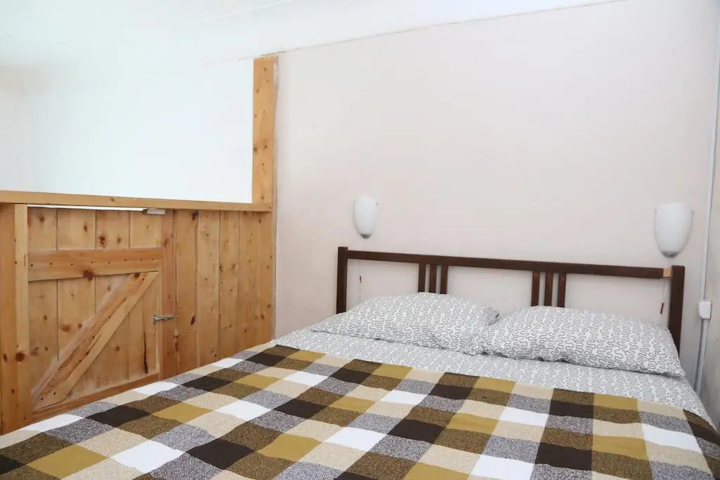 Happy House Hostel Liteyny