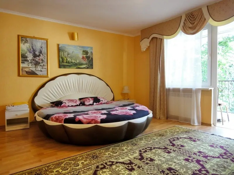 Людмила (Алушта)
