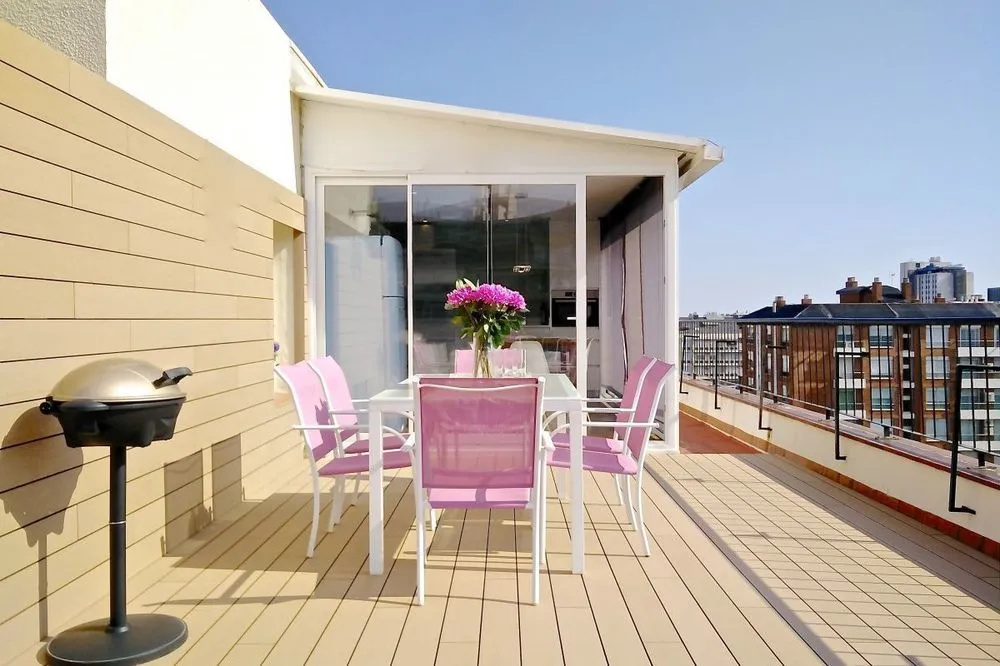 BizFlats Batik Penthouse Pedralbes