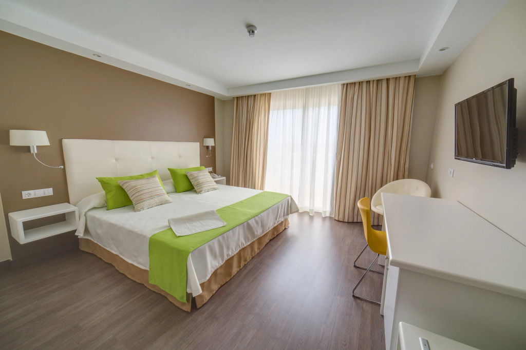 Hotel RF San Borondon