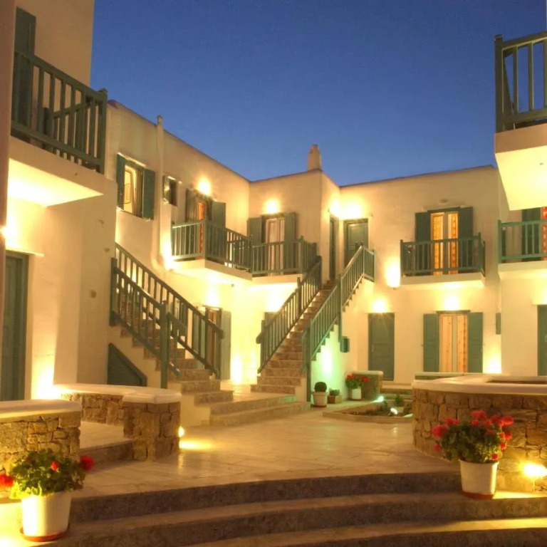 Yanna Asteri Suites