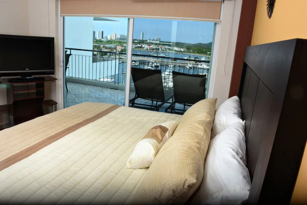 Condo Costa Veleros