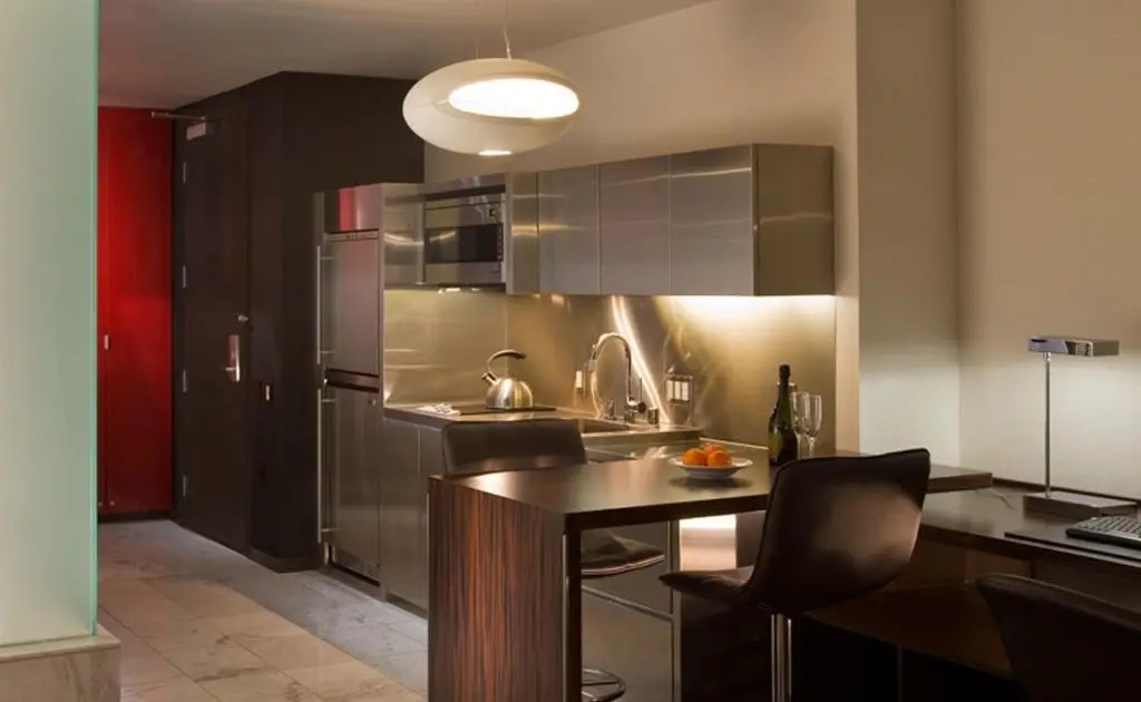 Jet Luxury At Palms Place