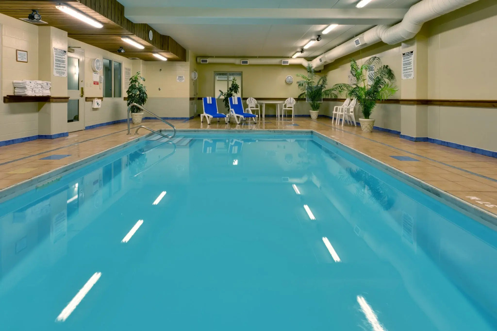 Staywell Inn & Suites
