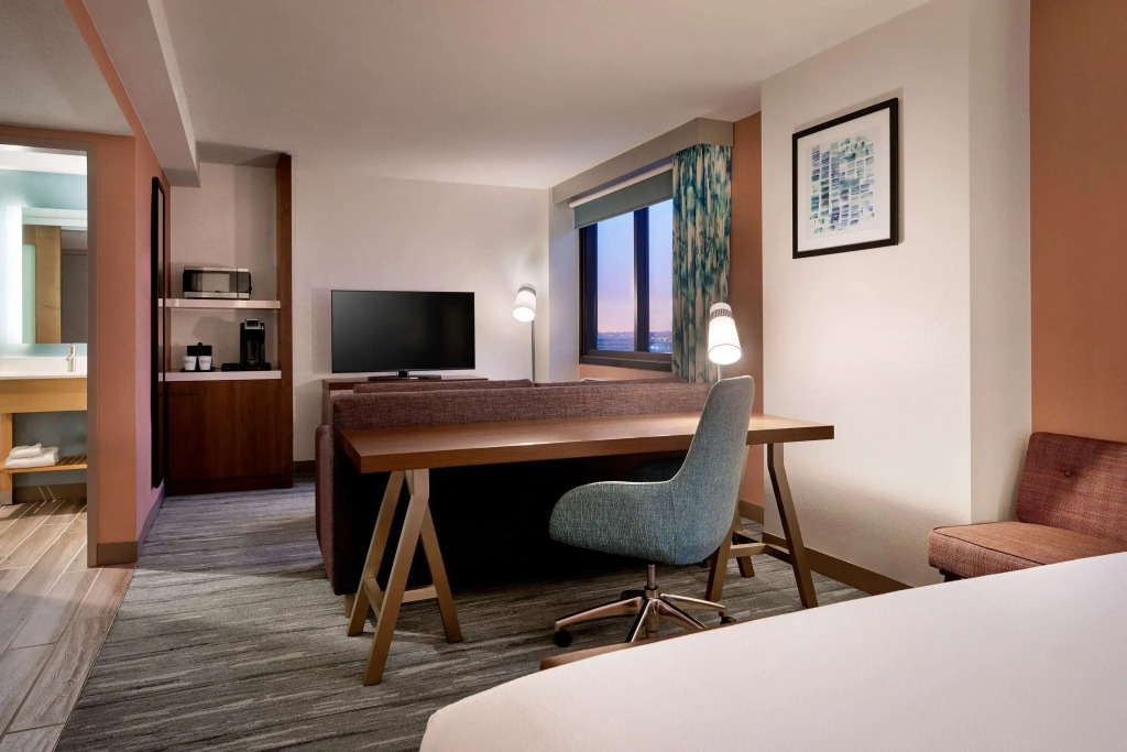 Отель Hilton Garden Inn LAX Los Angeles Airport