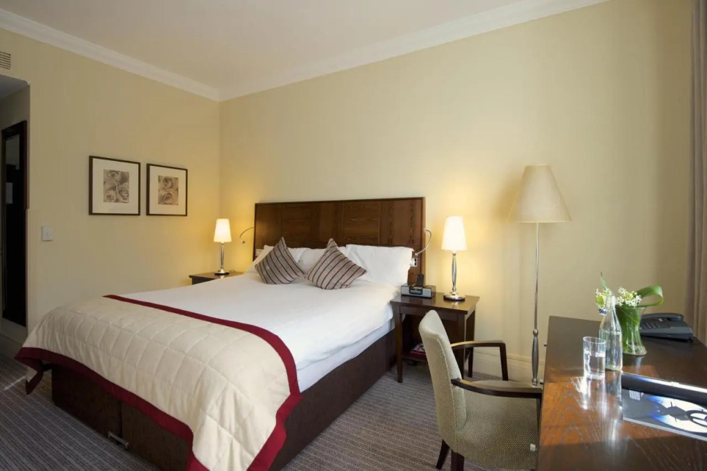 London Bridge Hotel