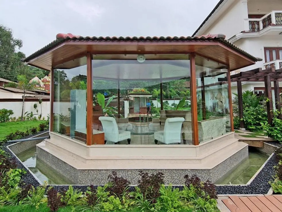 White Pearl Suites