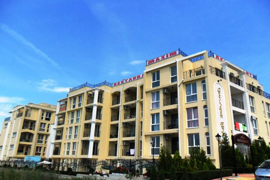 Golden Eye Residence