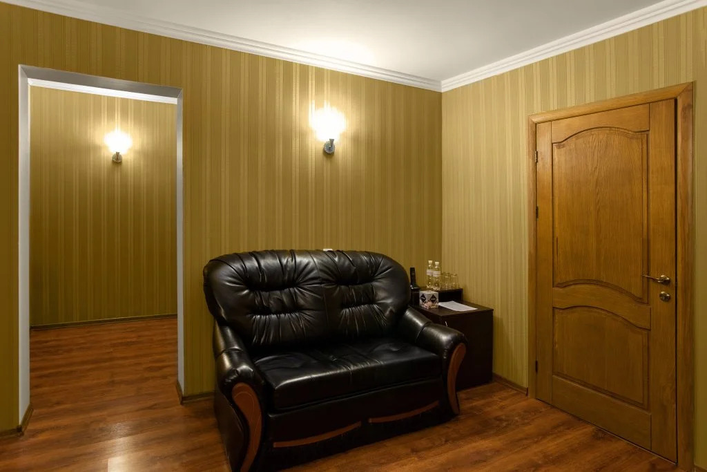 Home Hotel
