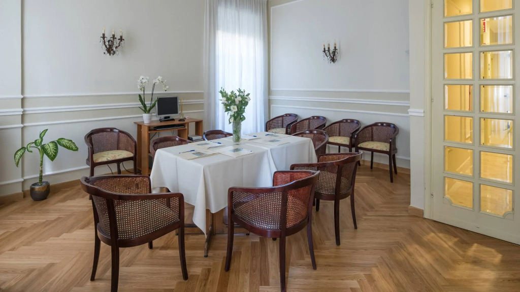 Hotel Paradiso