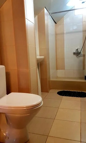 Parallel Hotel