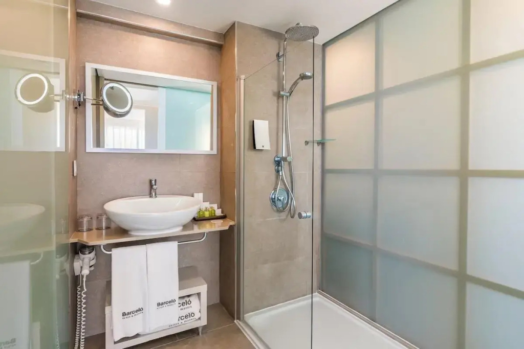 Отель Barcelo Santiago - Adults Only