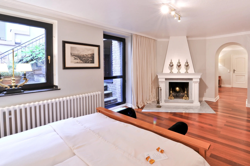 Boutique Hotel Windsor - The Charming City Hotels