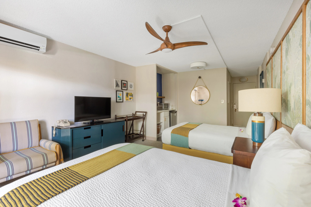 White Sands Hotel