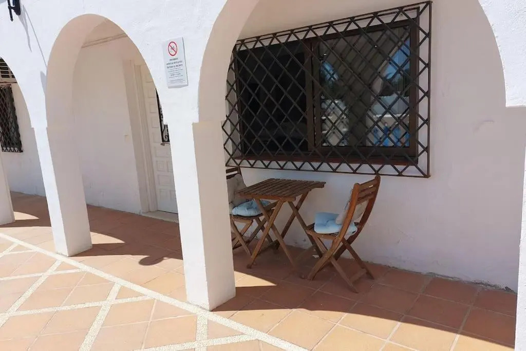 Sun-Ray Apartment