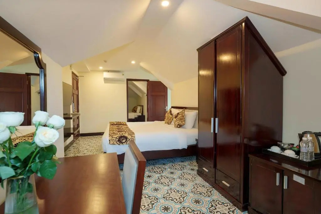 Hoi An Canal House Riverside By Haviland