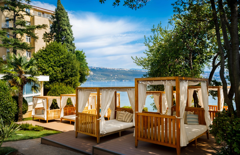 Hotel Ambasador - by Liburnia Hotels & Villas