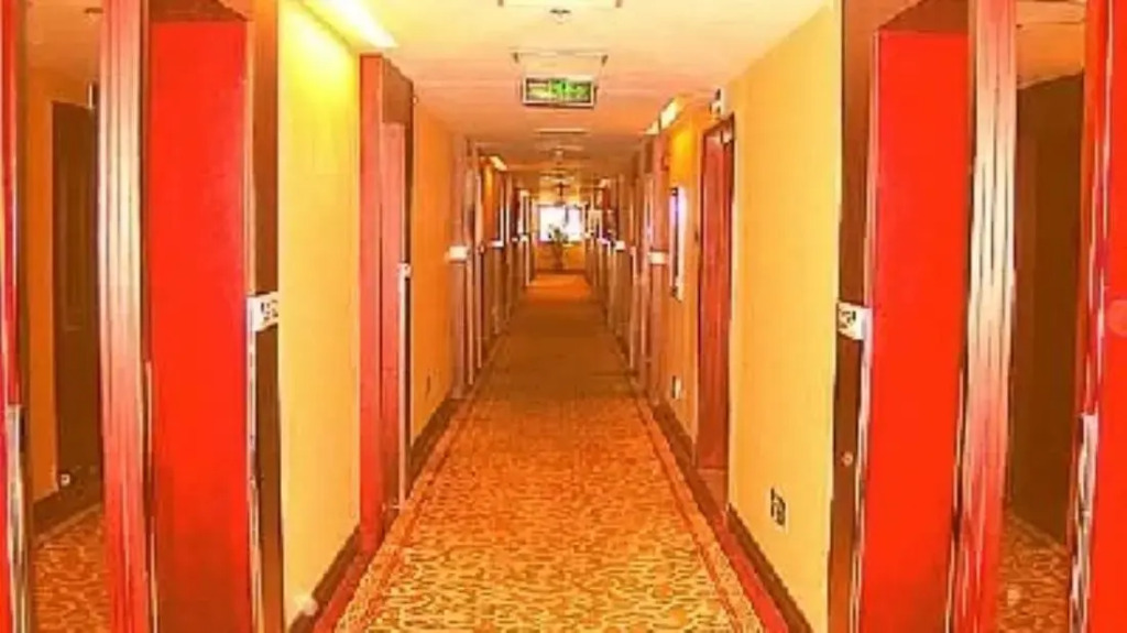 Kaichuang Golden Street Business Hotel