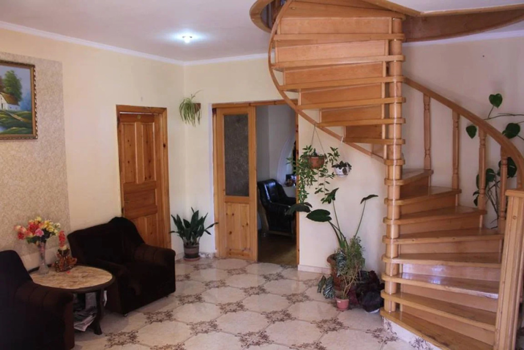 Guji Inn