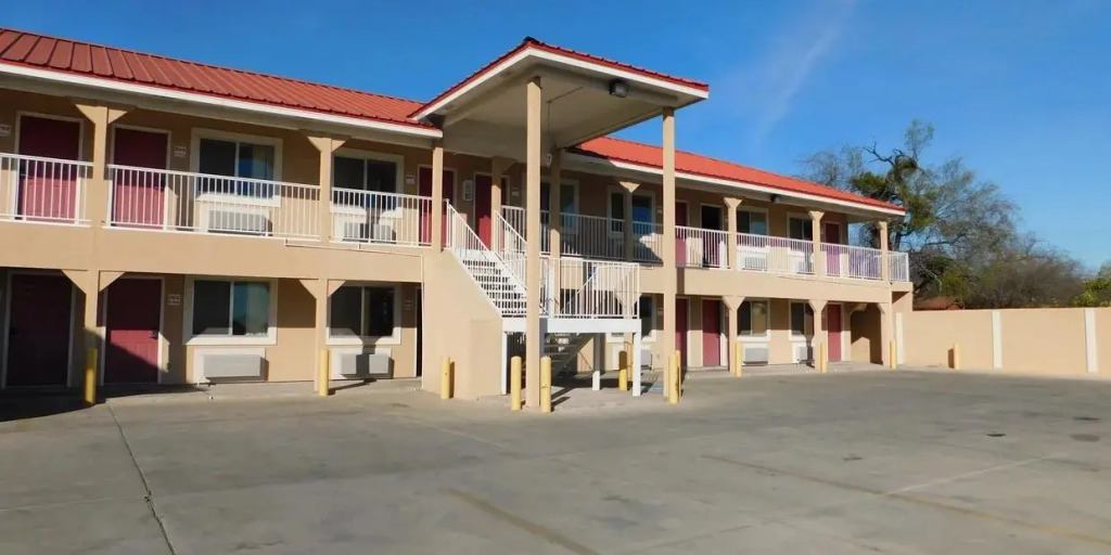 Country Hill Inn & Suite Eagle Pass