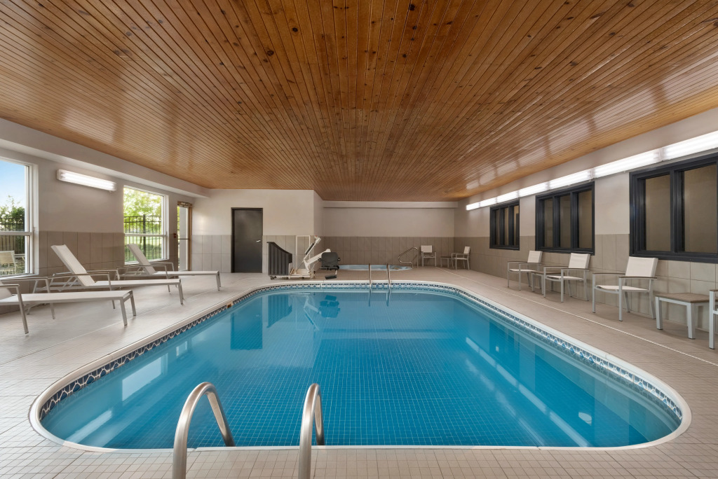 Country Inn & Suites by Radisson, Brookings