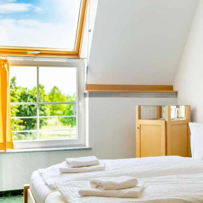 Hotel Bördehof, direkt an der A2 & A14, mit Restaurant