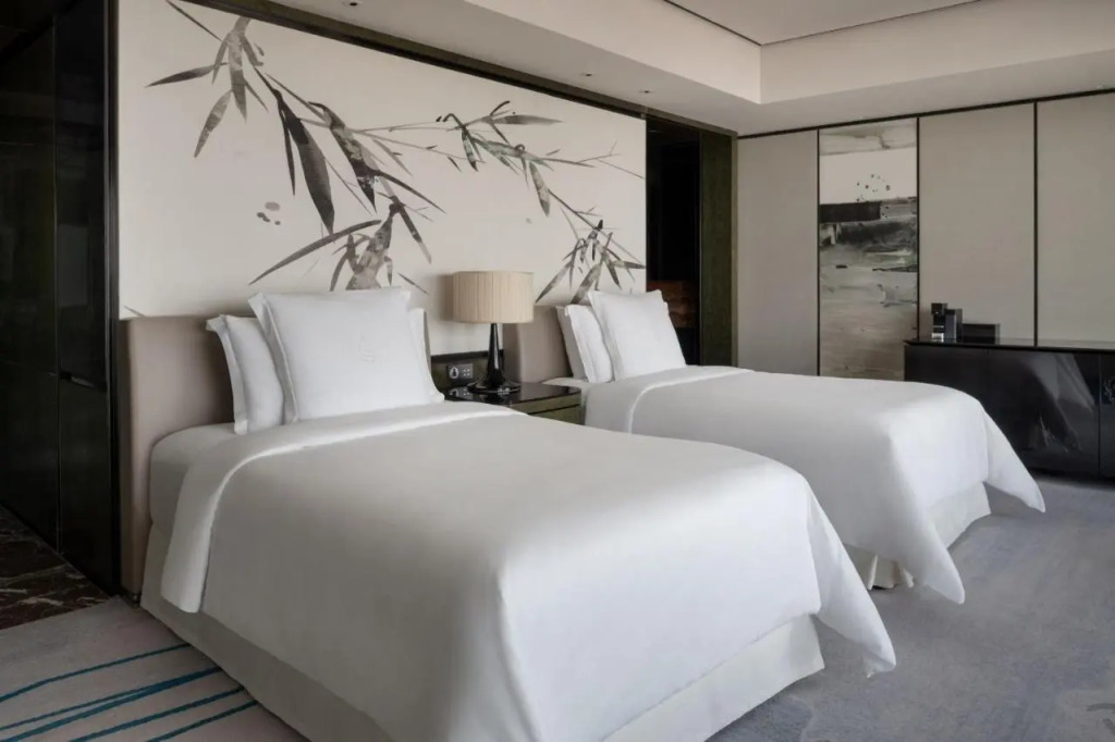 Four Seasons Hotel Guangzhou