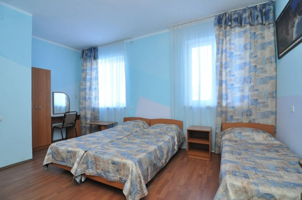 Kardinal Guest House