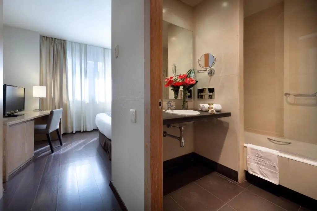 Отель Eurostars Lucentum