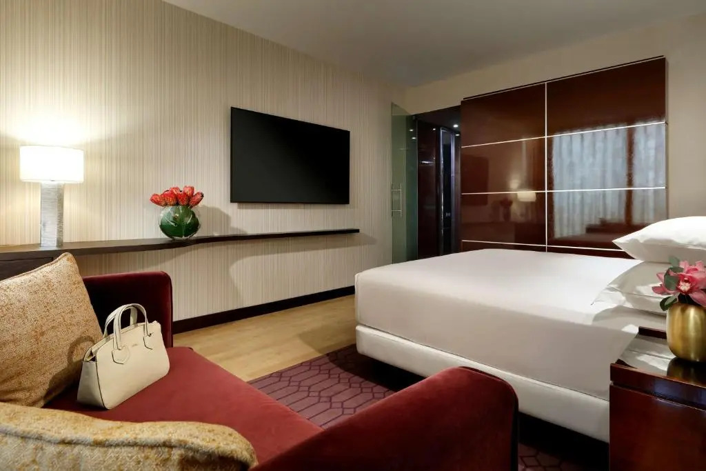 Hyatt Regency Barcelona Tower