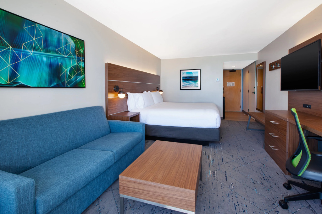Holiday Inn Express & Suites VA Beach Oceanfront by IHG