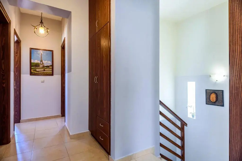 Eleni's Villa