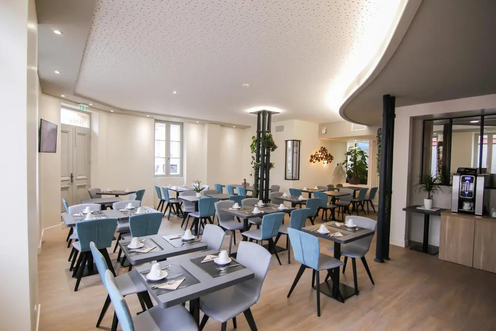 Hôtel Montaigne