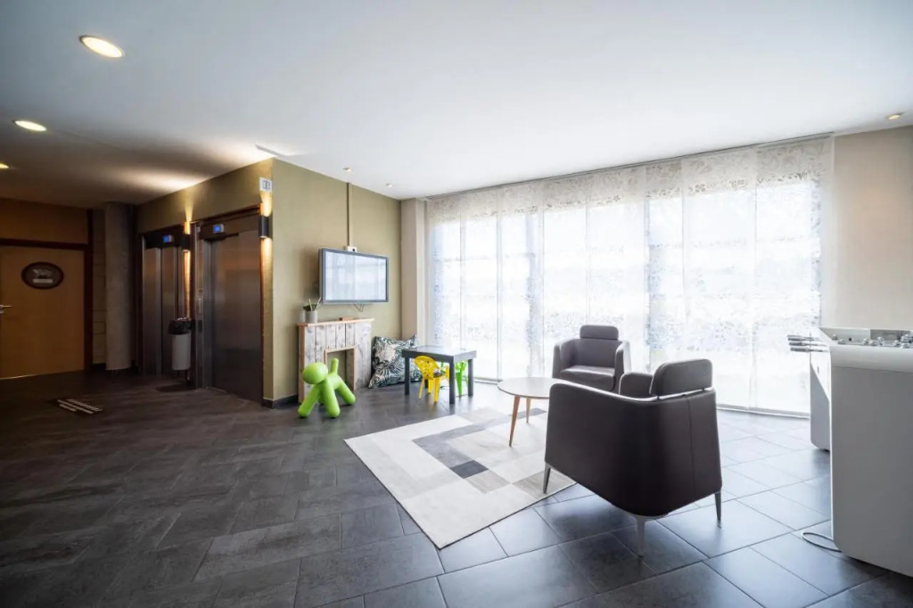 B&B HOTEL Calais Terminal Cité Europe 4 étoiles