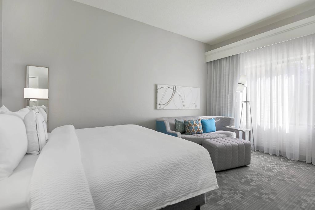 Courtyard by Marriott Tampa Brandon